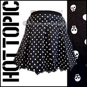 Hot Topic Skull Polka Dot Pleated MiniSkirt w Lace